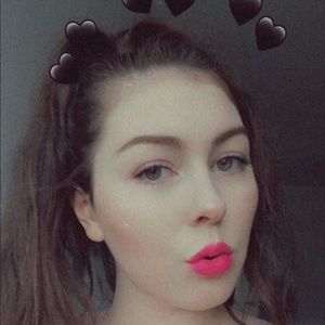 Meet your Posher, Caitlyn